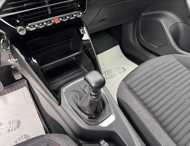 Peugeot 2008 SUV / Terénní 1,2 l 96 kw