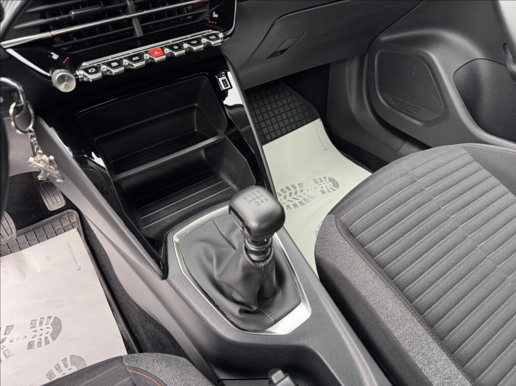 Peugeot 2008 SUV / Terénní 1,2 l 96 kw