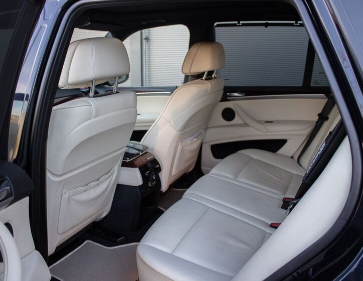 BMW X5 SUV / Terénní 3,0 l 225 kw