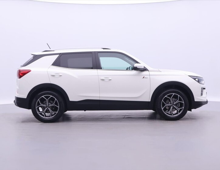 SsangYong Korando SUV / Terénní 1,5 l 120 kw