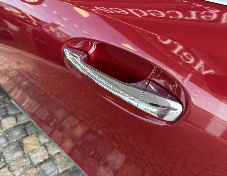 Mercedes-Benz GLB 28