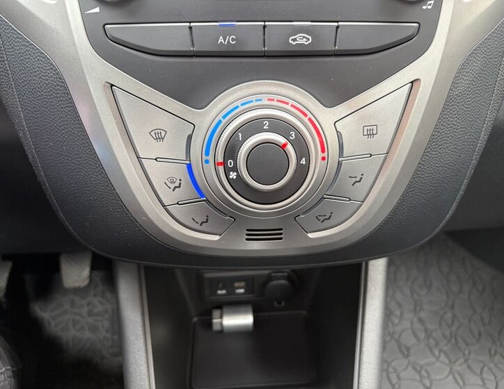 Hyundai ix20 MPV 1,6 l 92 kw