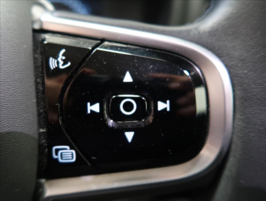 Volvo V60 Kombi 2,0 l 140 kw