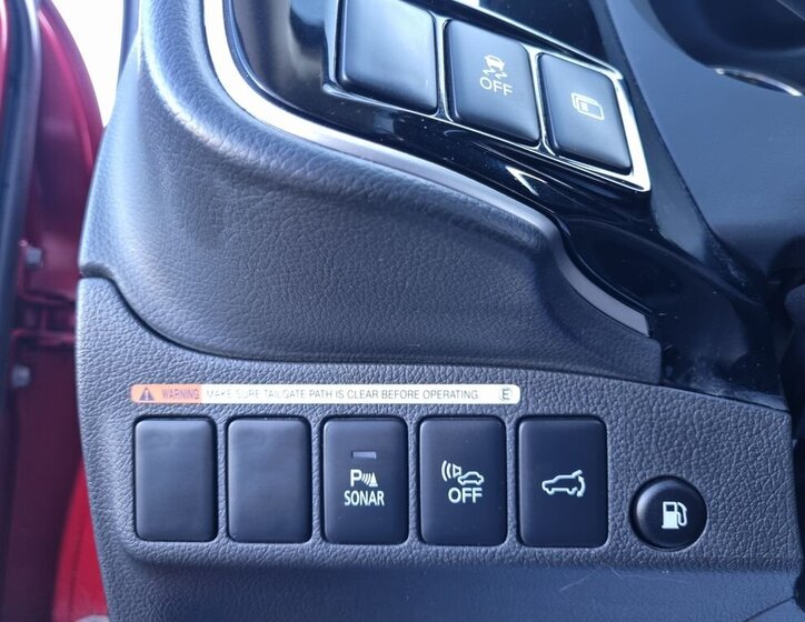 Mitsubishi Outlander SUV / Terénní 2,4 l 165 kw