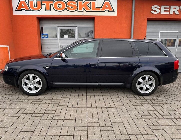 Audi S6 Kombi 4,2 l 220 kw