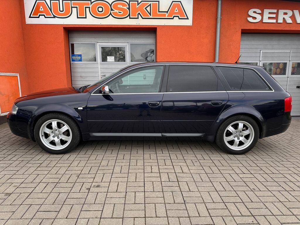 Audi S6 Kombi 4,2 l 220 kw