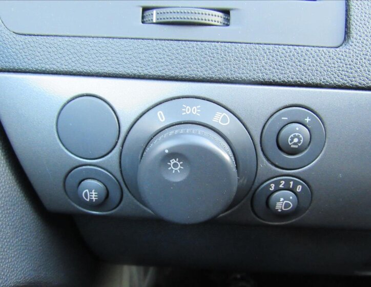 Opel Astra Hatchback 1,4 l 66 kw