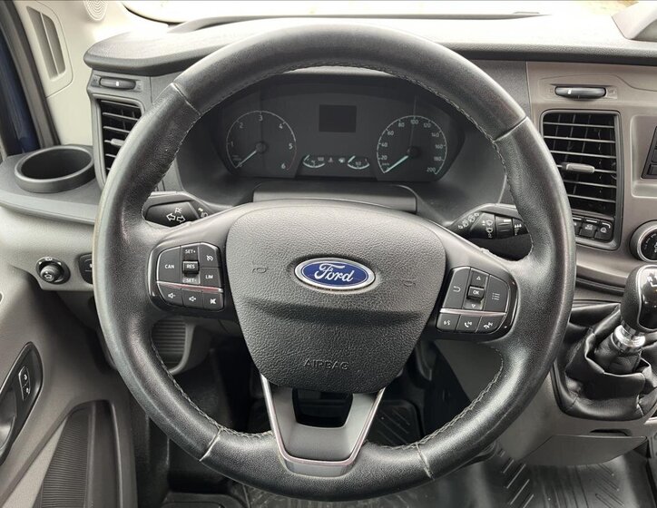 Ford Transit 15