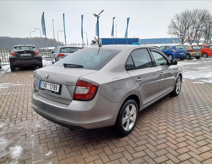 Škoda Rapid Liftback 999,0 81 kw