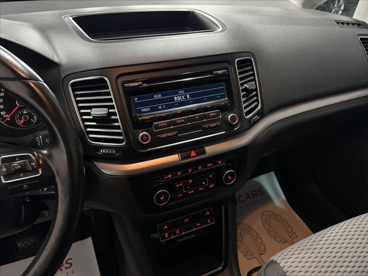 Volkswagen Sharan MPV 2,0 l 103 kw