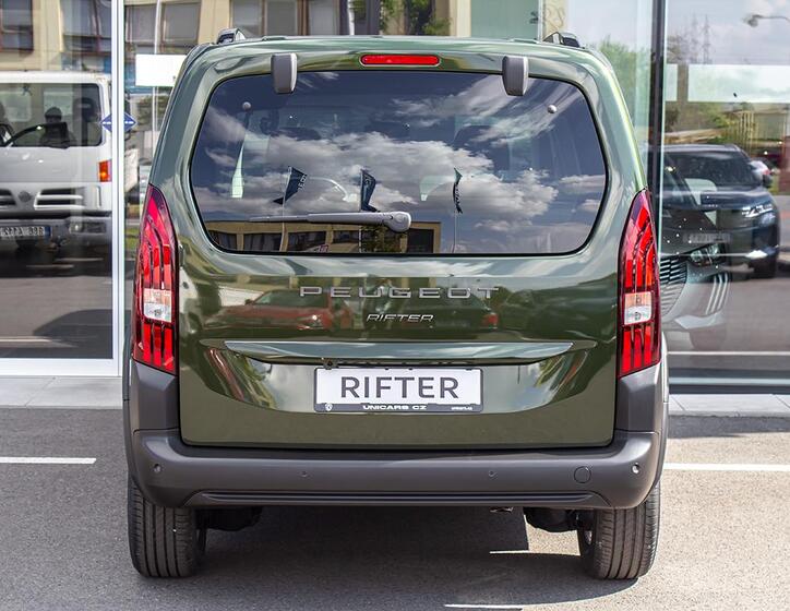 Peugeot Rifter 7