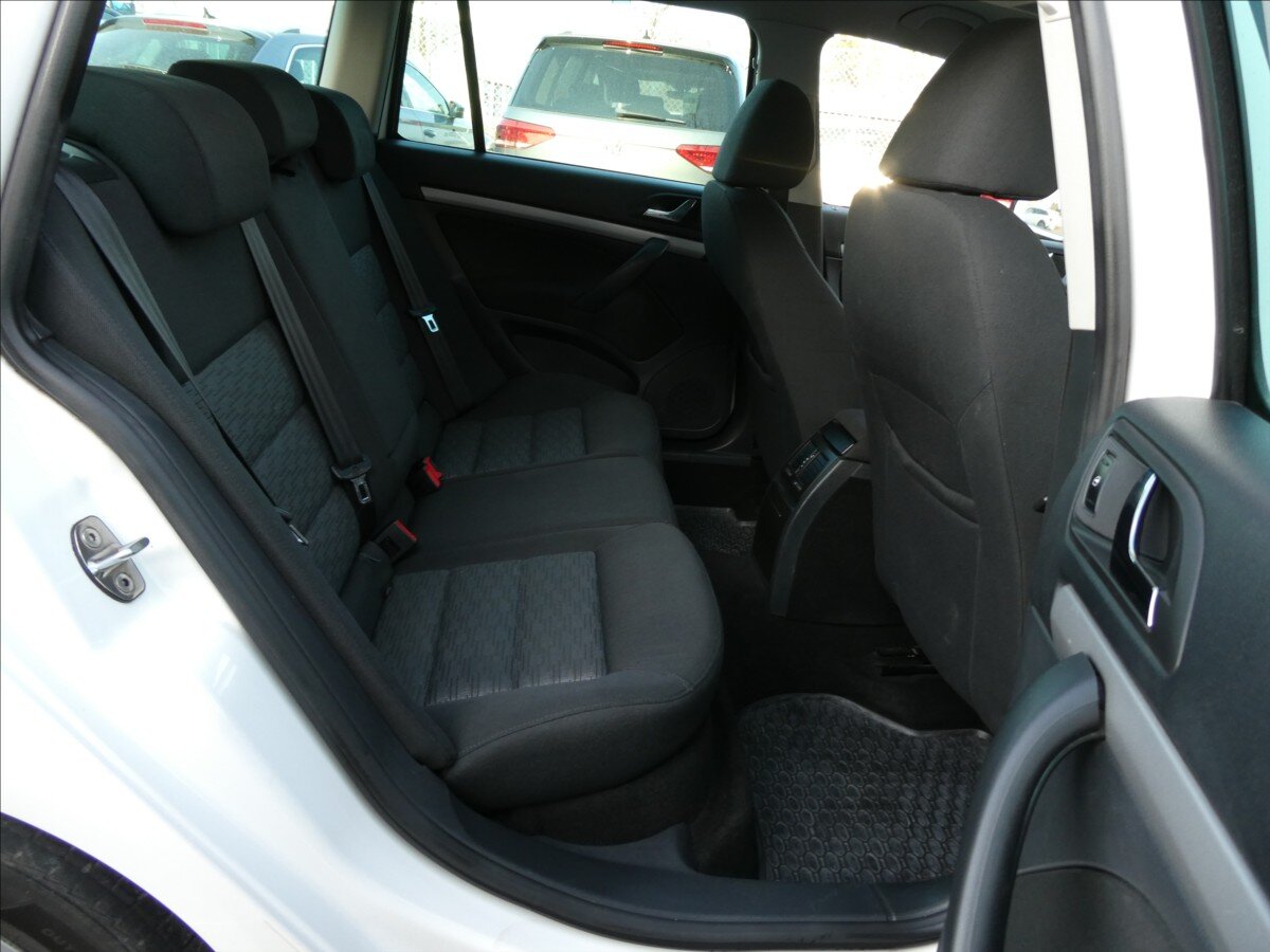 Škoda Octavia Kombi 2,0 l 103 kw