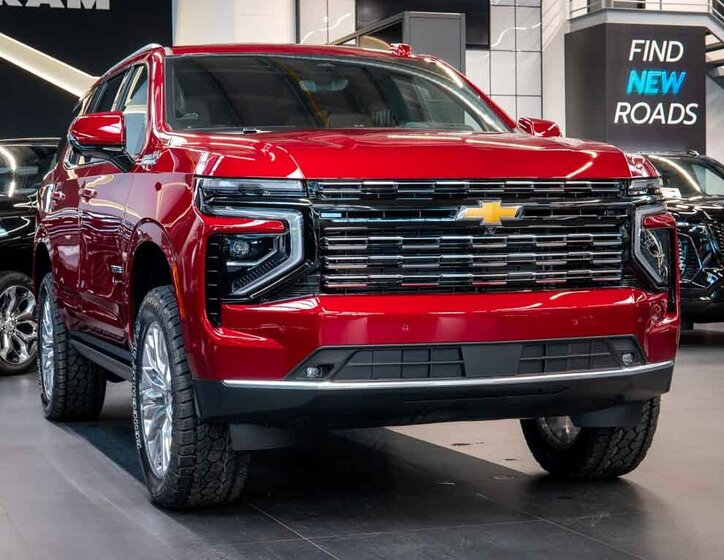 Chevrolet Tahoe SUV 6,2 l 313 kw