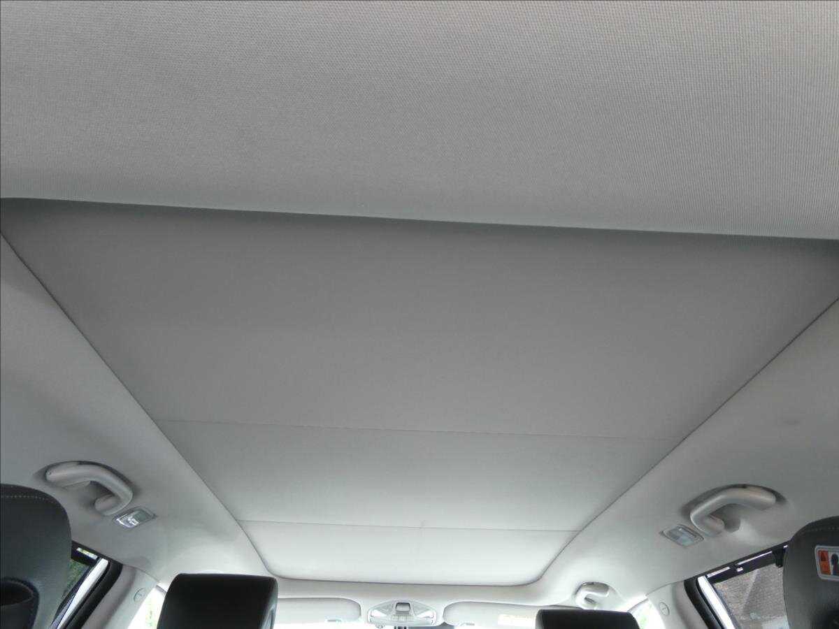 Hyundai Grand Santa Fe