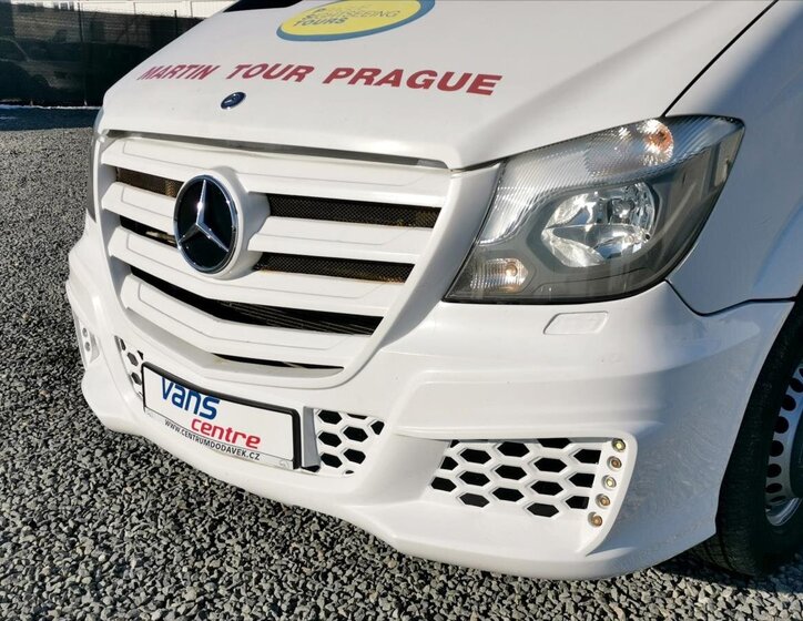 Mercedes-Benz Ostatní 32