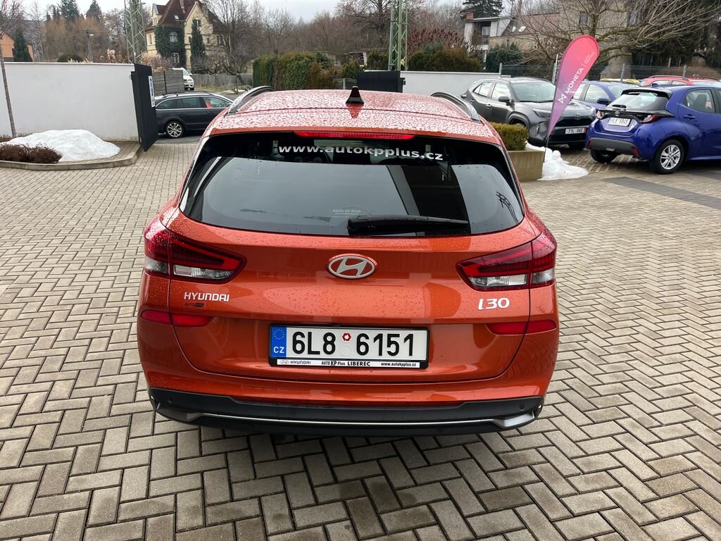 Hyundai i30 Kombi 998,0 73 kw