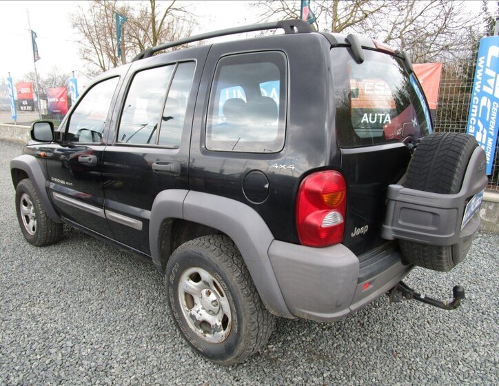 Jeep Cherokee Kombi 2,5 l 105 kw