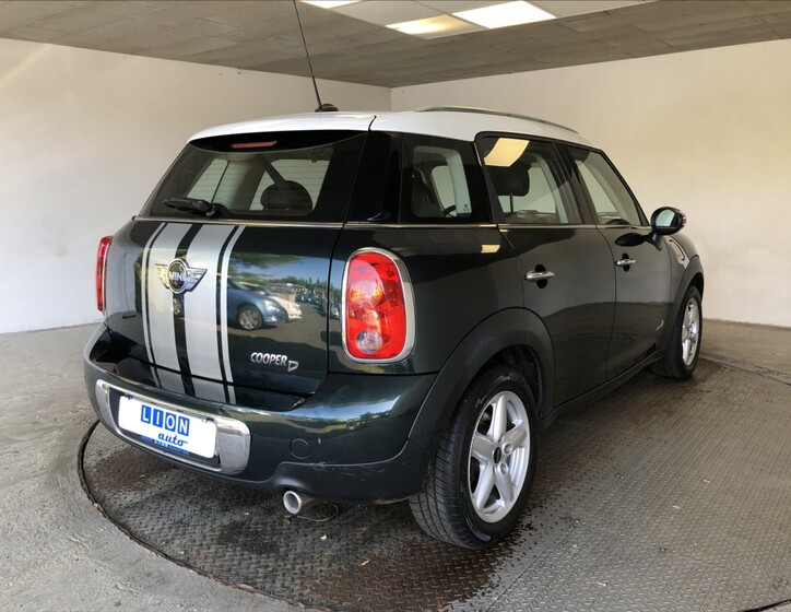 Mini Countryman 8