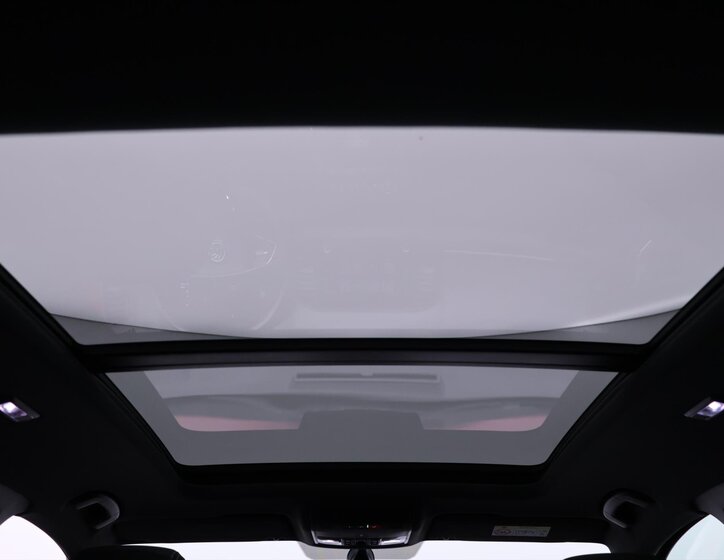 Škoda Karoq SUV 1,5 l 110 kw