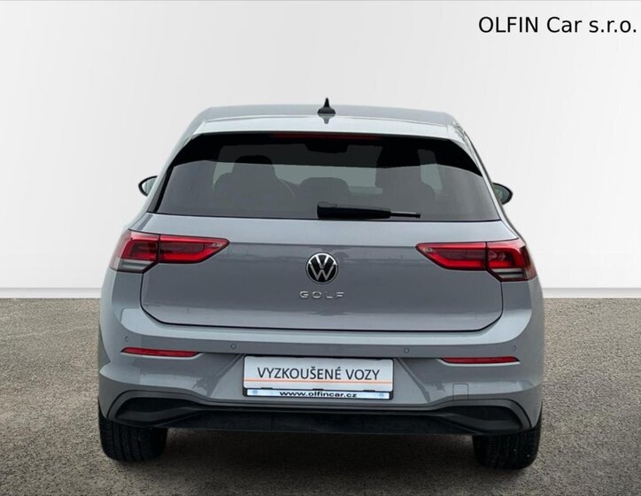 Volkswagen Golf Hatchback 999,0 81 kw