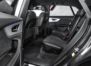 Audi Q8 SUV / Terénní 3,0 l 210 kw