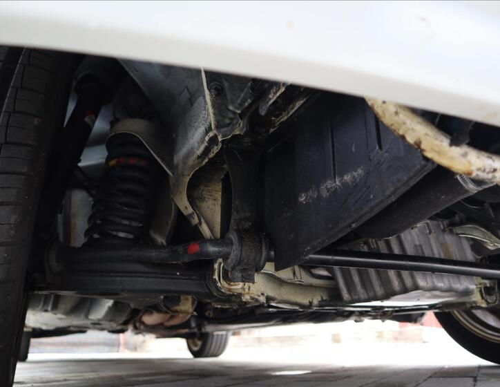 Mercedes-Benz 200 25