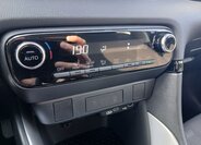 Toyota Yaris Hatchback 1,5 l 68 kw