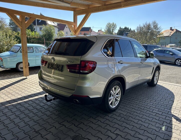 BMW X5 SUV 2,0 l 160 kw