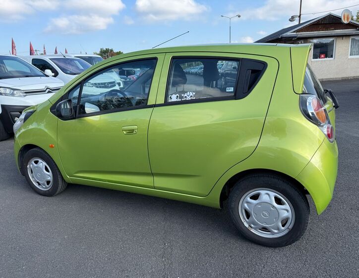 Chevrolet Spark 4