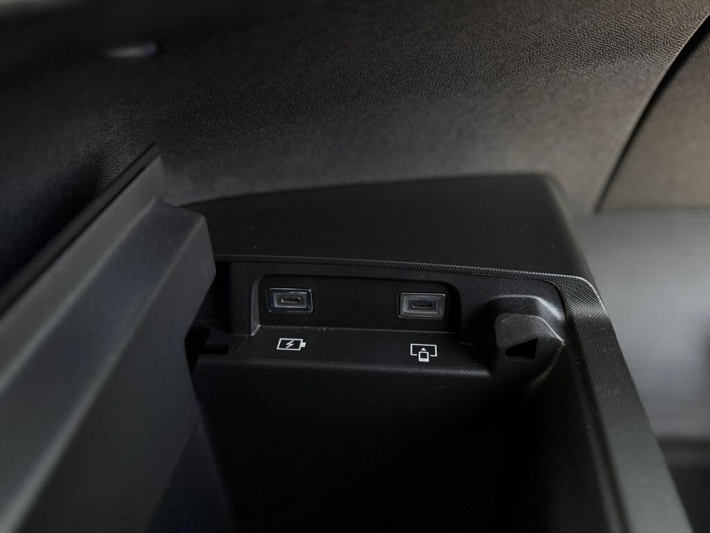 Peugeot 3008 SUV / Terénní 1,2 l 107 kw