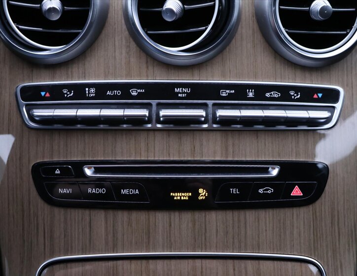 Mercedes-Benz Třídy C Kombi 2,1 l 150 kw