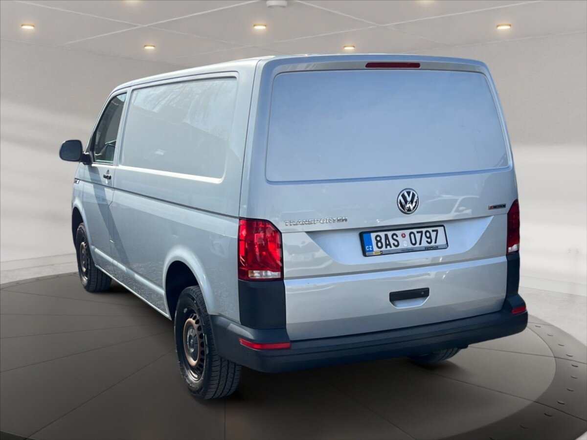 Volkswagen Transporter Skříň 2,0 l 110 kw