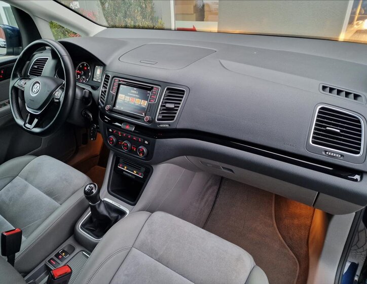 Volkswagen Sharan 13