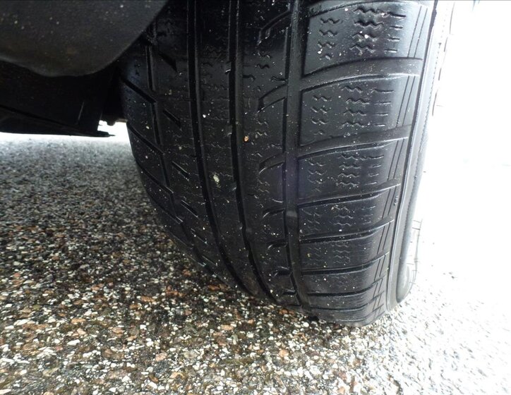 Volkswagen Touran Kombi 2,0 l 100 kw