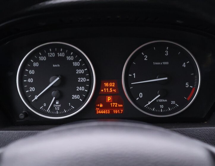 BMW X5 SUV 3,0 l 173 kw