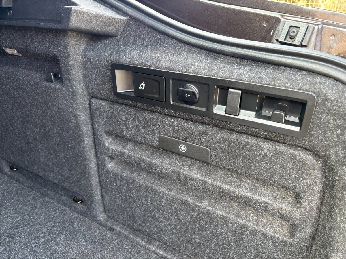 Škoda Superb Sedan / Limuzína 0,0 145 kw