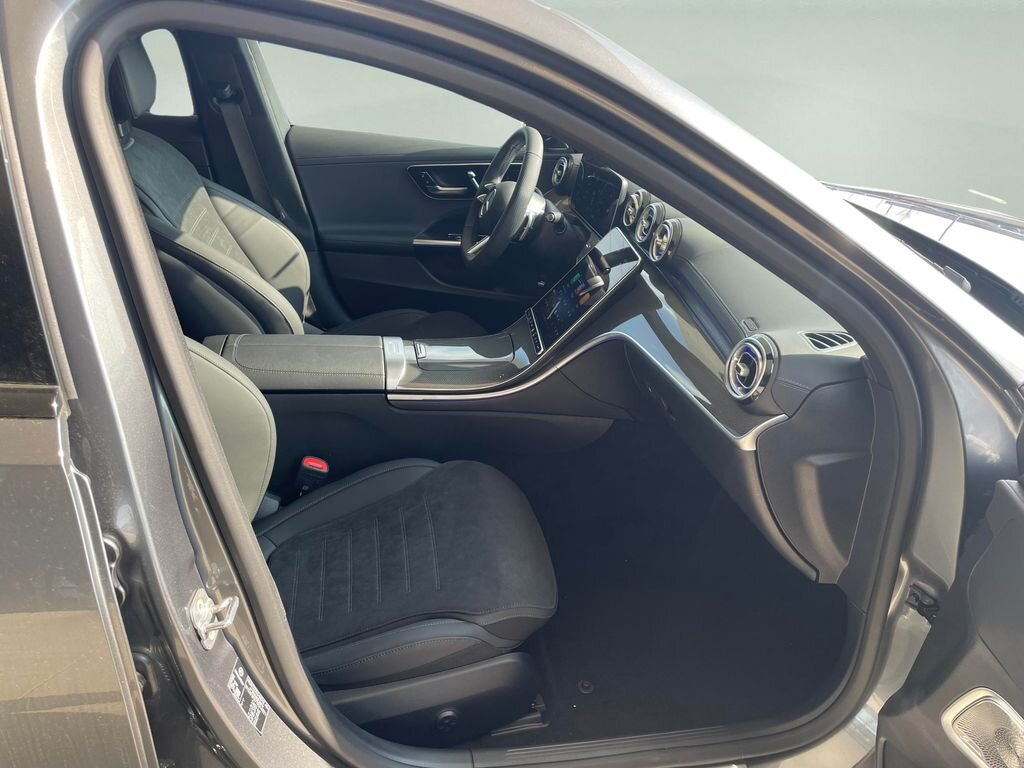 Mercedes-Benz Třídy C Sedan / Limuzína 2,0 l 145 kw