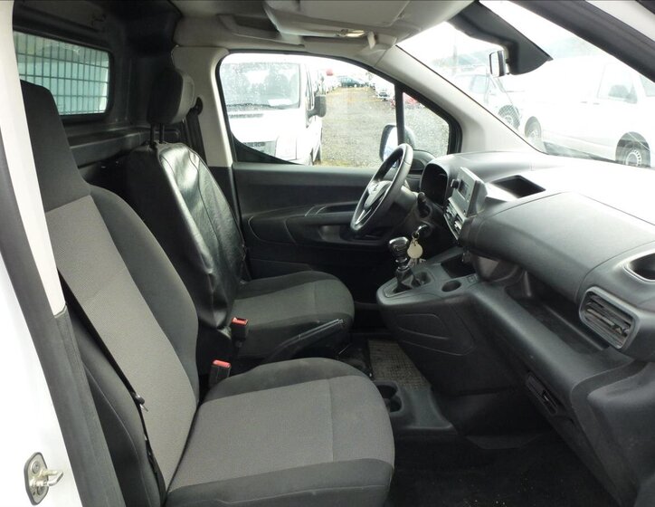 Opel Combo Ostatní 1,2 l 81 kw