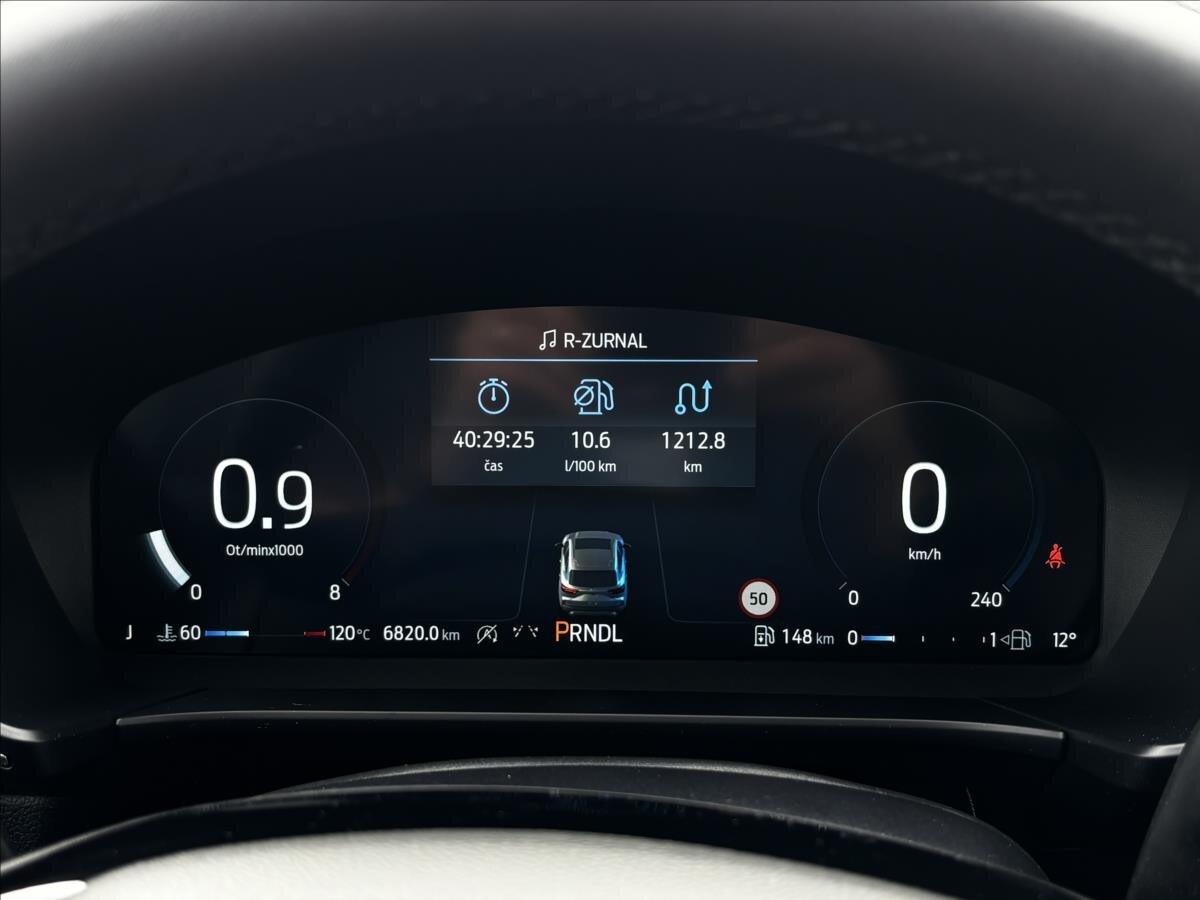 Ford Kuga SUV / Terénní 1,5 l 137 kw