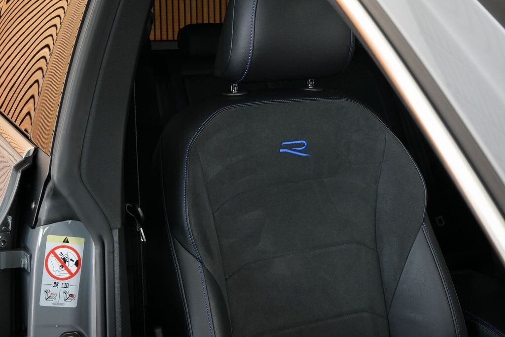 Volkswagen Arteon Kombi 2,0 l 235 kw