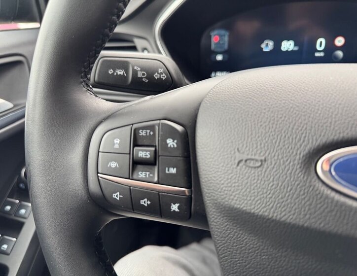 Ford Focus Kombi 999,0 114 kw