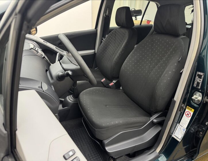 Toyota Yaris Hatchback 1,3 l 64 kw