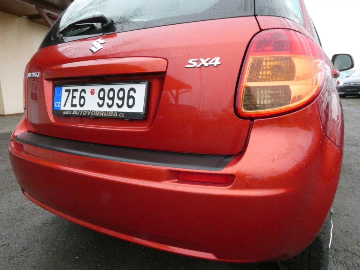 Suzuki SX4 Hatchback 1,6 l 79 kw