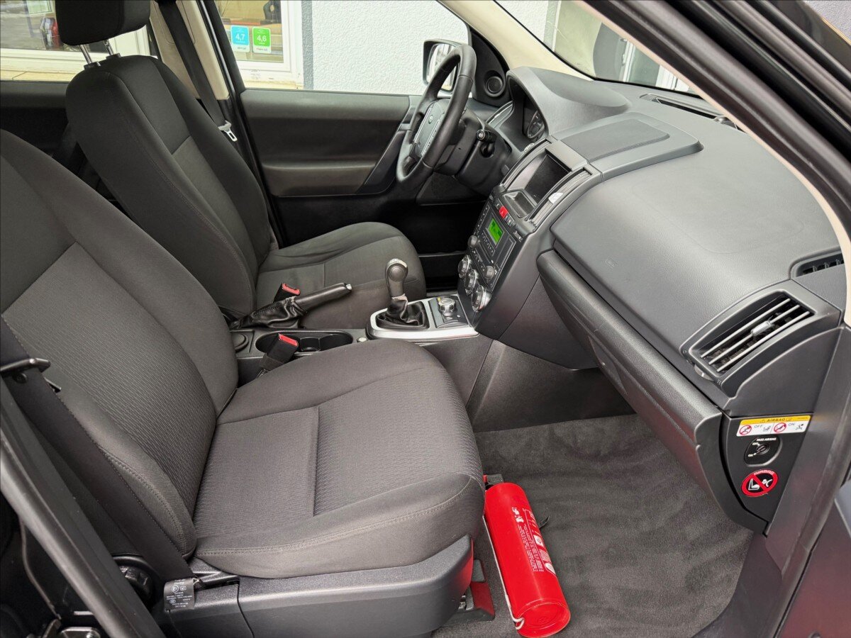 Land Rover Freelander SUV 2,2 l 110 kw