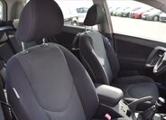 Toyota RAV4 SUV / Terénní 2,2 l 100 kw