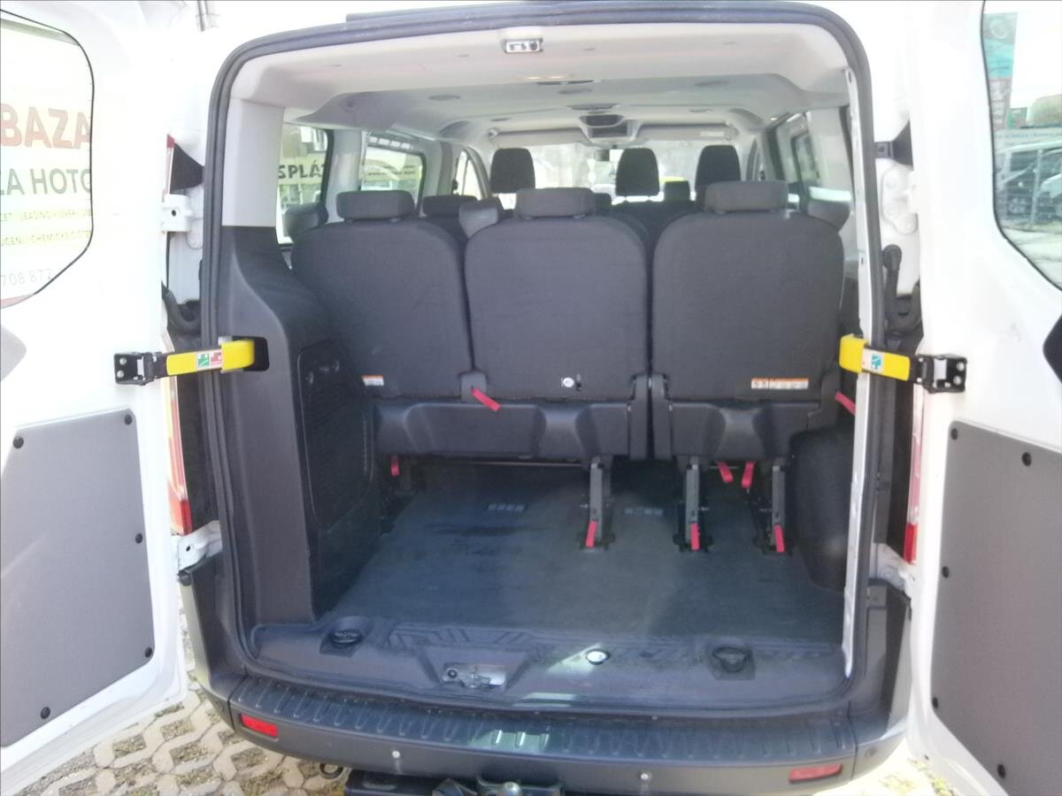 Ford Transit Custom Kombi 2,2 l 114 kw