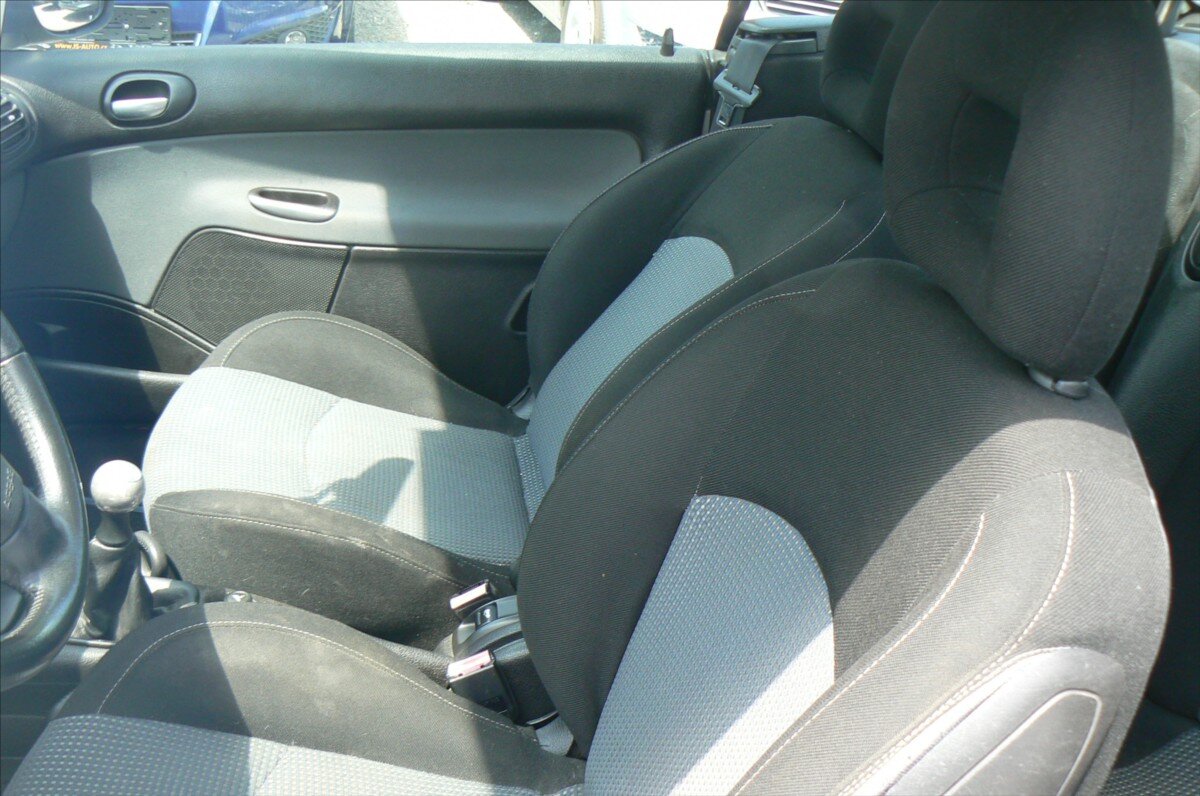 Peugeot 206 Kabriolet 1,6 l 80 kw