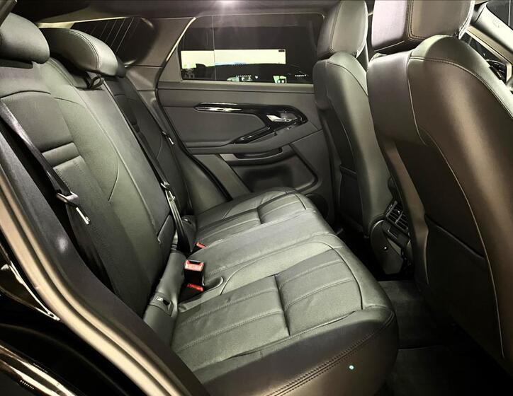 Land Rover Range Rover Evoque 32