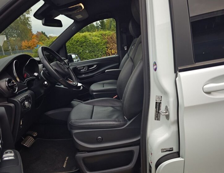 Mercedes-Benz Třídy V 11