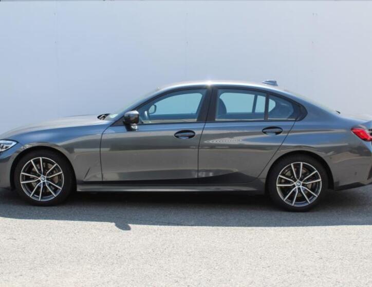 BMW Řada 3 9